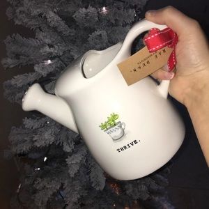 Thrive icon Rae Dunn watering can